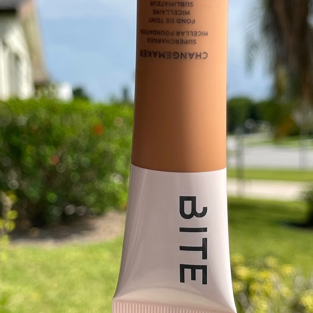BITE BEAUTY Changemaker Supercharged Micellar Foundation in “T115”